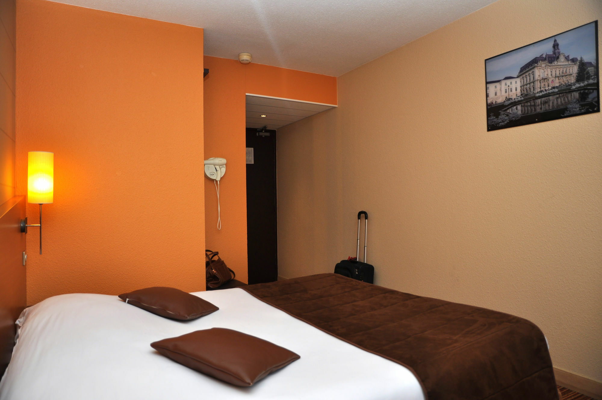 Hotel Ibis Tours Centre Giraudeau Esterno foto